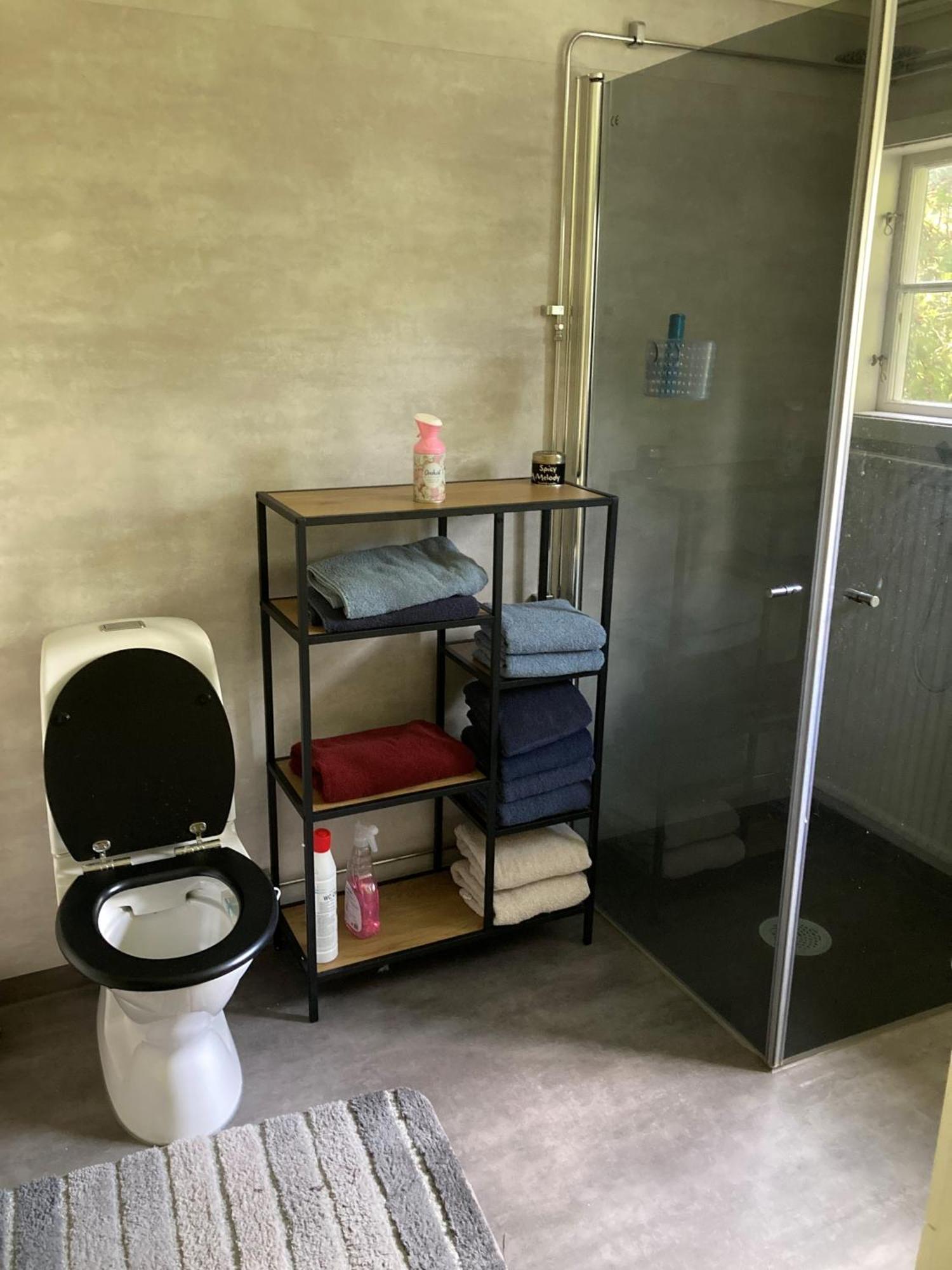 Charmig Villa Med Bastu Och Snabbt Wifi Långav Buitenkant foto