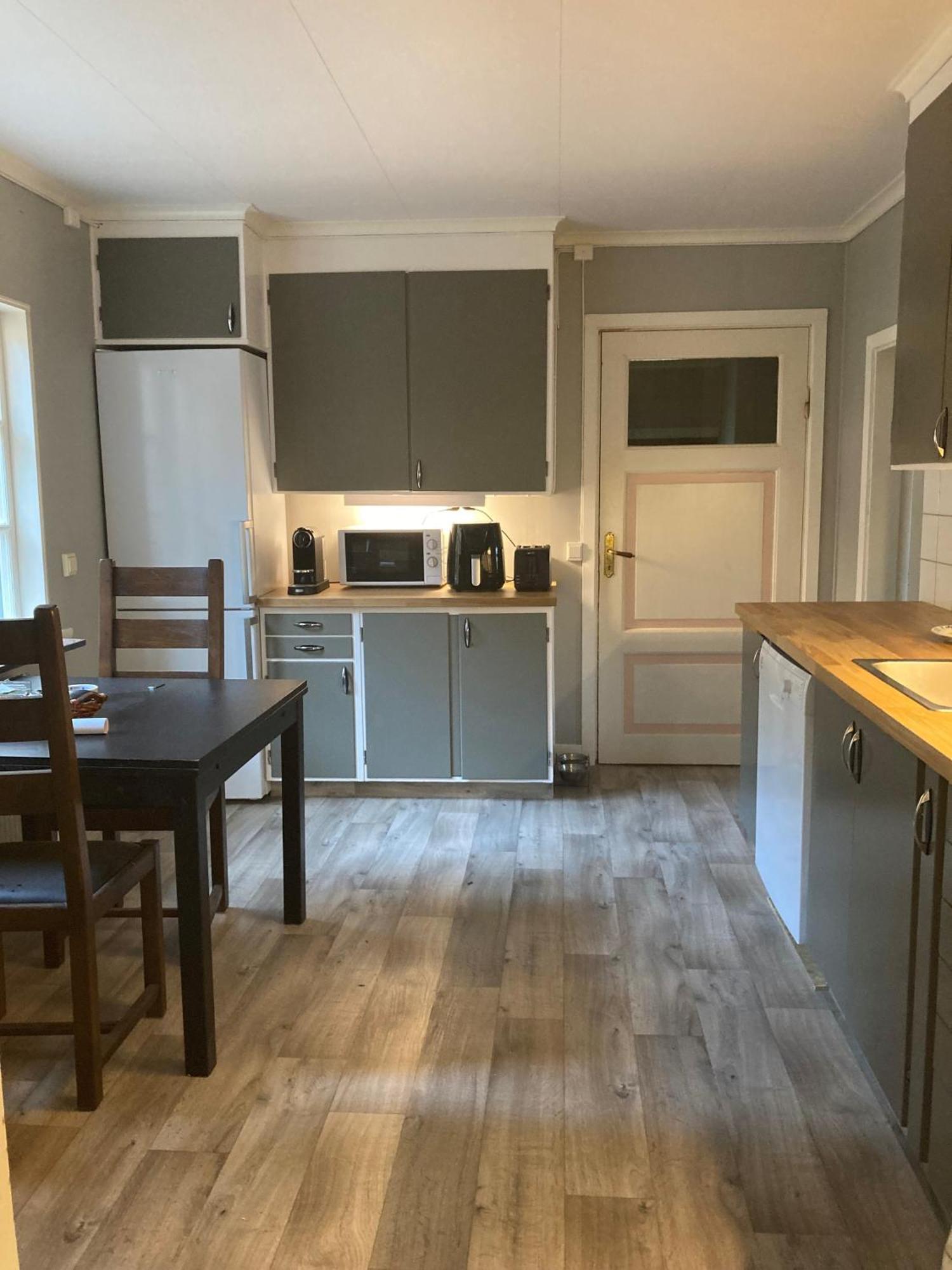 Charmig Villa Med Bastu Och Snabbt Wifi Långav Buitenkant foto